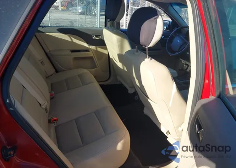 2009 Ford Taurus Limited z USA, uszkodzony, nr VIN 1FAHP25W09G121144